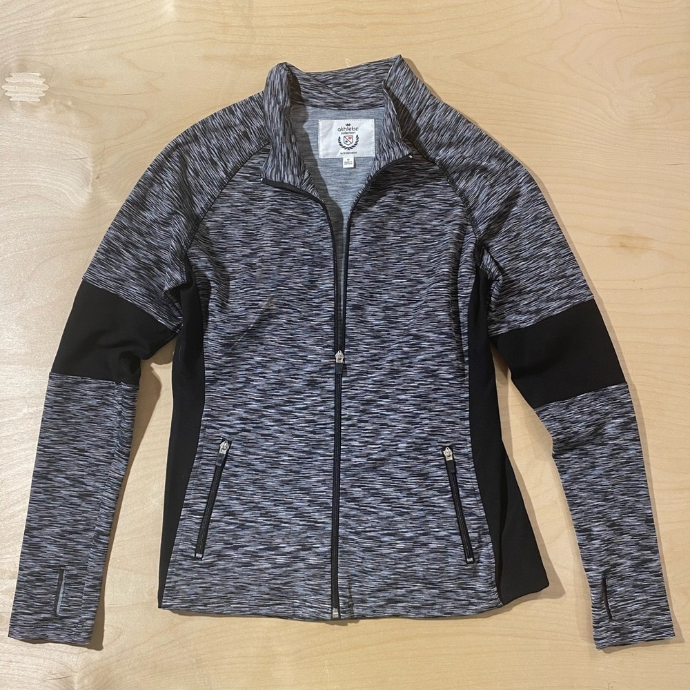 26 International Black and Gray Jacket Medium (QS)
